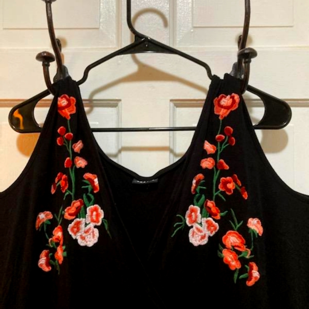 TORRID COLD SHOULDER maxi dress